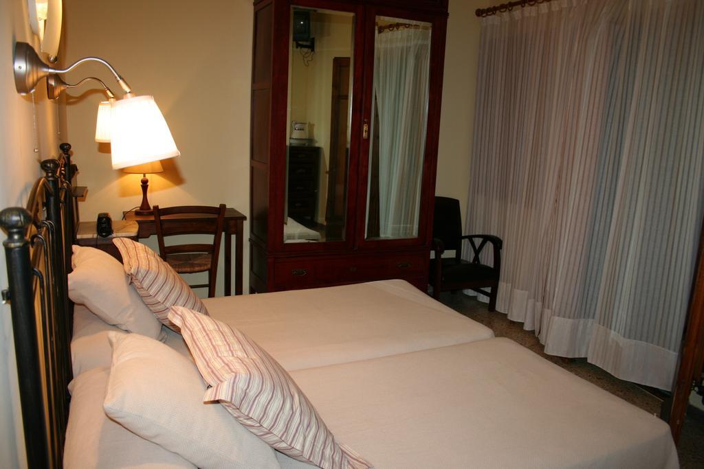 Hotel Casa Peix Серрадуй Номер фото