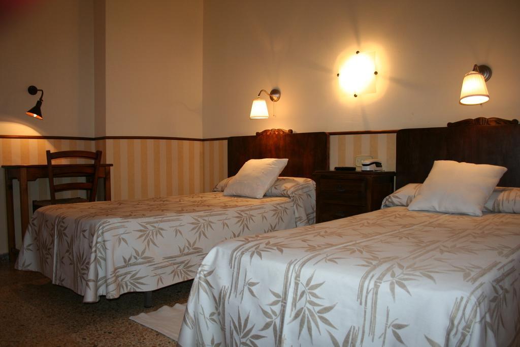 Hotel Casa Peix Серрадуй Номер фото